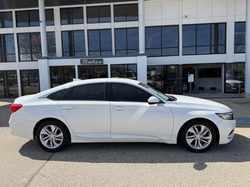 Used 2020 Honda Accord LX image 4