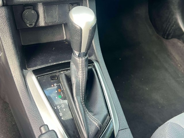 Used 2019 Toyota Corolla L FWD image 28