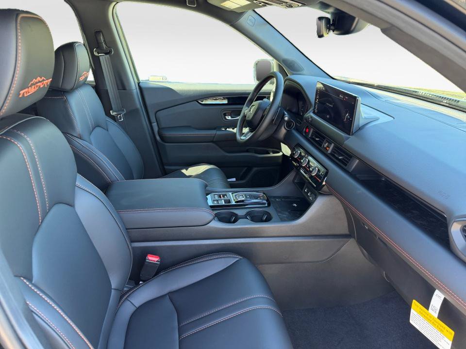 New 2026 Honda Pilot TrailSport image 28