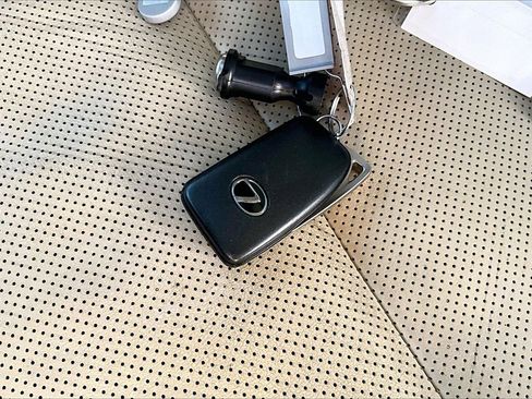 Used 2017 Lexus RX 350 AWD w/ Premium Package image 10