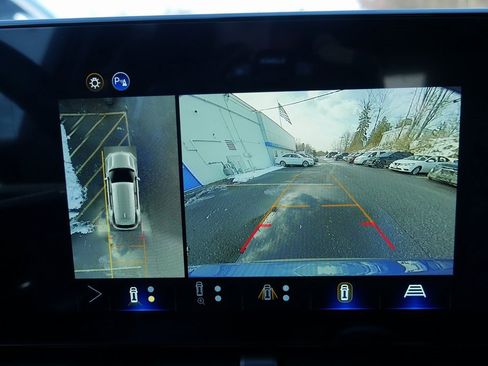 New 2026 Chevrolet Equinox LT image 17