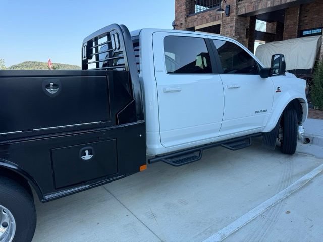 Used 2024 RAM 4500 Laramie AWD/4WD image 1
