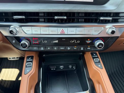 Used 2023 Kia Telluride SX Prestige X-Pro AWD/4WD image 26