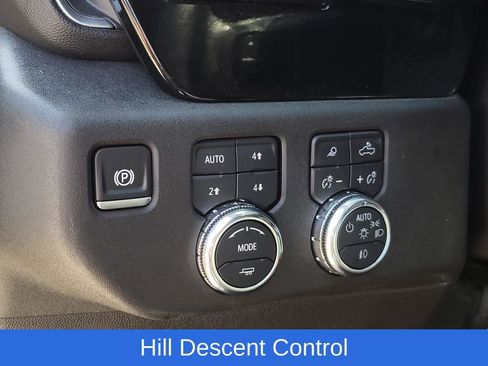 Used 2025 GMC Sierra 2500 SLT w/ SLT Convenience Package image 25