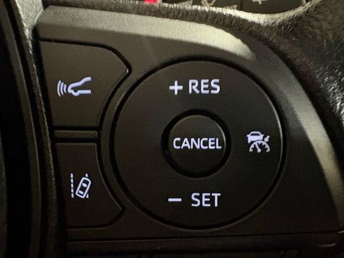 Certified 2025 Toyota RAV4 LE AWD/4WD image 14