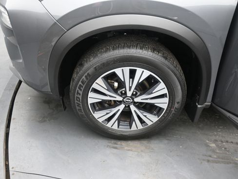 Certified 2023 Nissan Rogue SV image 21