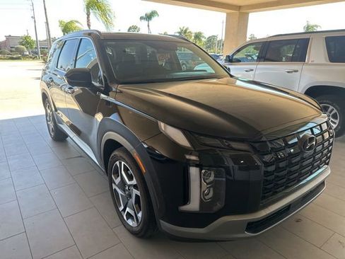 Used 2025 Hyundai Palisade SEL image 3