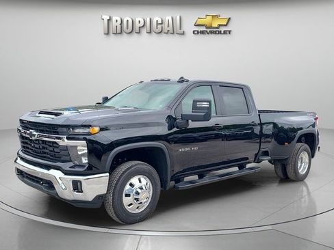 Used 2026 Chevrolet Silverado 3500 LT w/ All Star Edition AWD/4WD image 1