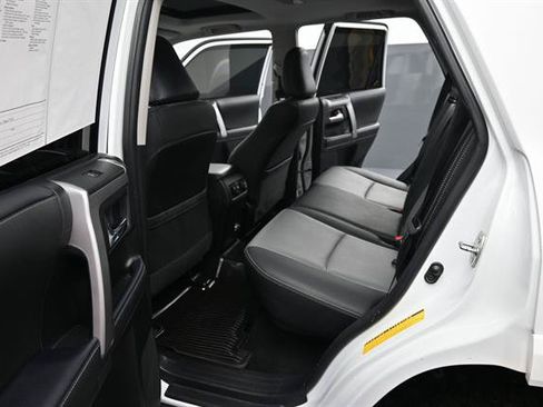 Certified 2024 Toyota 4Runner SR5 Premium w/ Moonroof Package AWD/4WD image 13