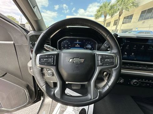 Used 2023 Chevrolet Silverado 1500 RST image 6