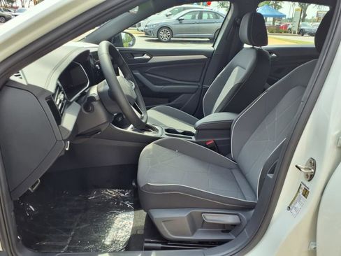 New 2025 Volkswagen Jetta Sport image 18