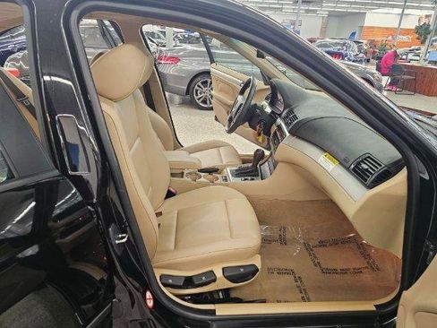 Used 2002 BMW 325i Sedan image 29