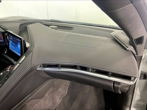 Used 2024 Chevrolet Corvette Stingray Coupe w/ 1LT RWD image 19