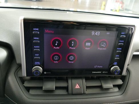 Used 2019 Toyota RAV4 XLE w/ Convenience Package AWD/4WD image 15
