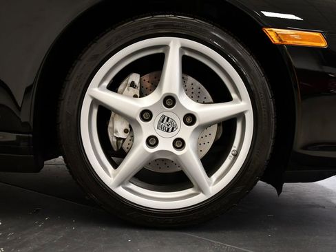 Used 2008 Porsche 911 Carrera 4 image 19