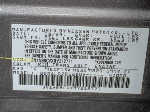 Used 2024 Nissan Sentra SV FWD image 25