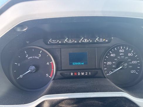 Used 2022 Ford F650 2WD Regular Cab Super Duty image 14