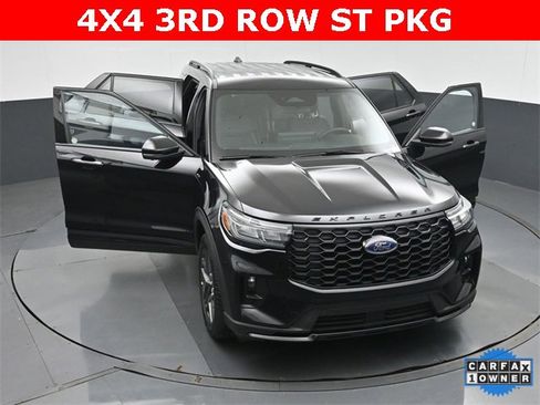 Used 2025 Ford Explorer ST-Line w/ ST-Line Street Pack image 46