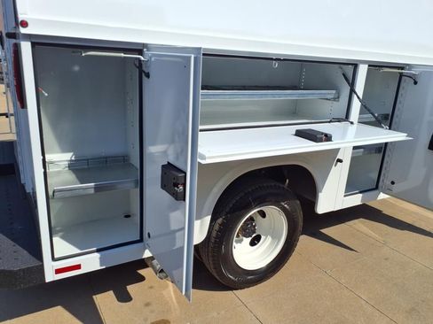 New 2025 Ford E-350 and Econoline 350 Super Duty w/ Power Equipment Group image 4