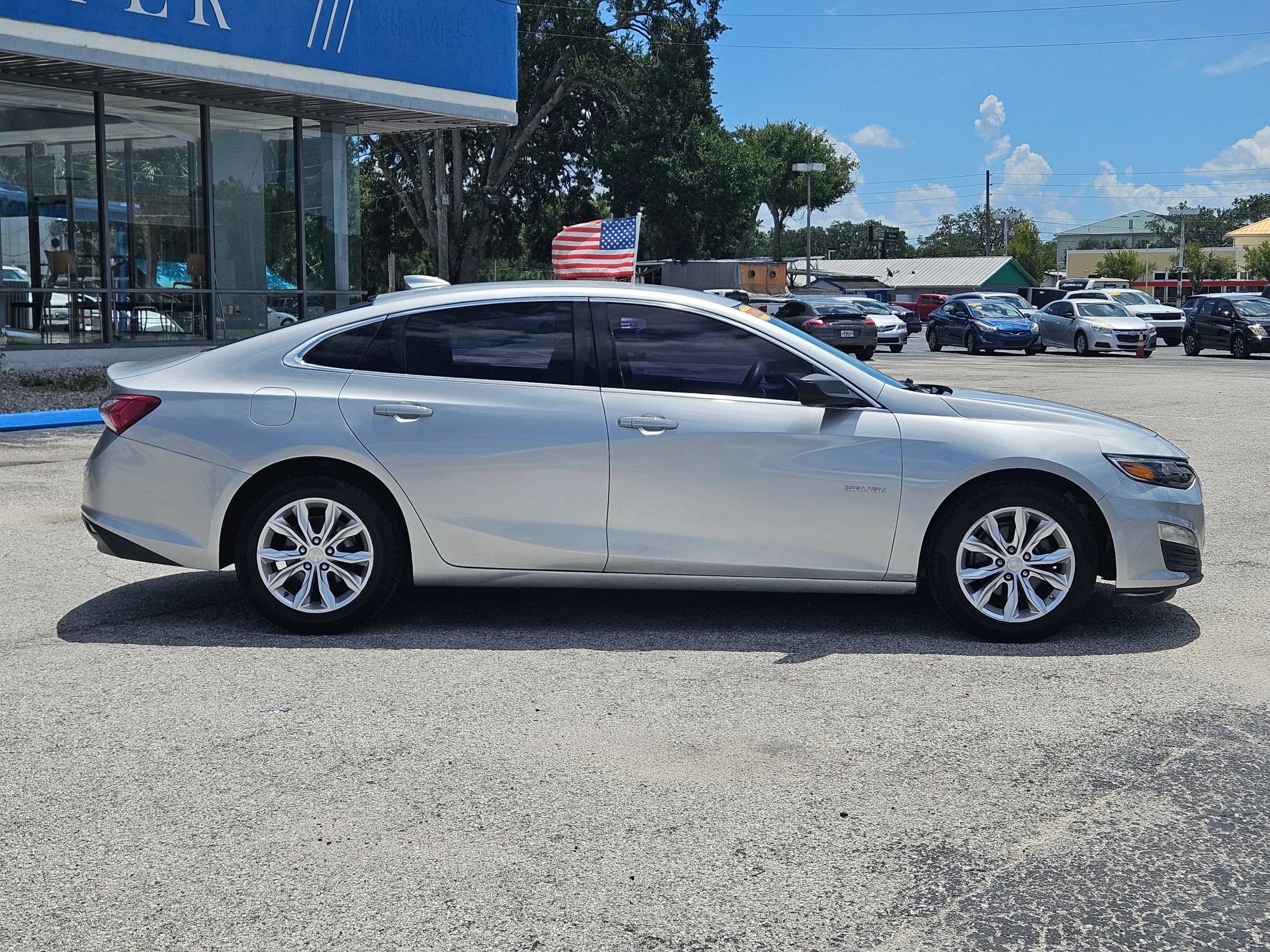 Used 2020 Chevrolet Malibu LT FWD image 8