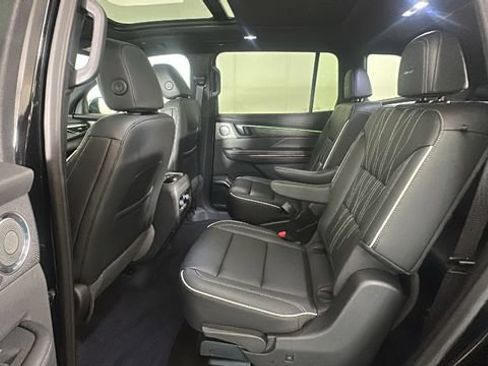 Used 2025 Buick Enclave Avenir w/ Trailering Package, 5000 lbs. FWD image 28