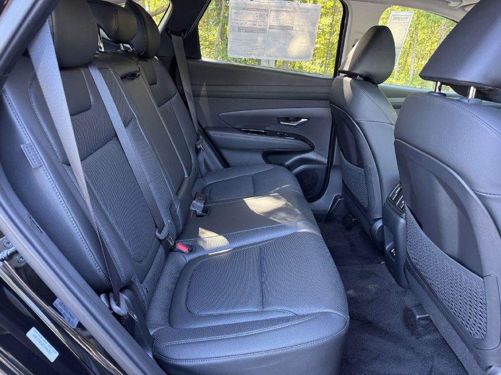 New 2026 Hyundai Tucson Limited AWD/4WD image 10