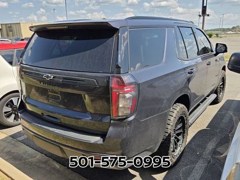 Used 2023 Chevrolet Tahoe Z71 w/ Luxury Package AWD/4WD image 4