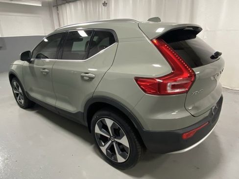 Certified 2024 Volvo XC40 B5 Plus w/ Protection Package Premier image 2