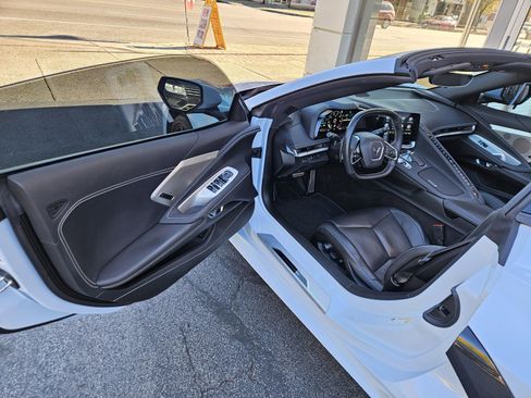 Used 2023 Chevrolet Corvette 2LT w/ Z51 Performance Package image 23