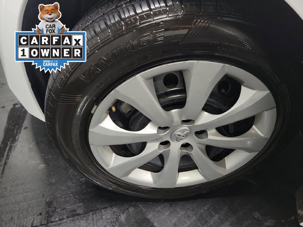 Used 2025 Toyota Corolla LE FWD image 13