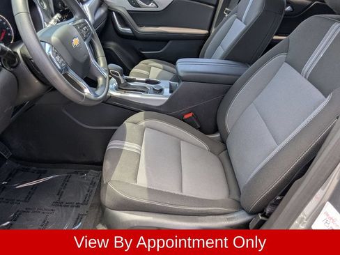 Used 2025 Chevrolet Blazer LT FWD image 25