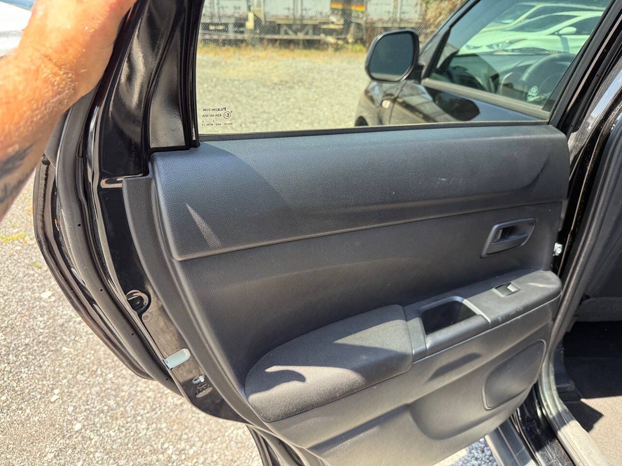 Used 2015 Mitsubishi Outlander Sport ES FWD image 13