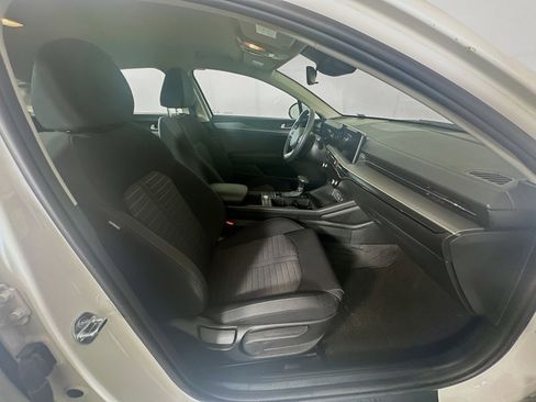 Used 2025 Kia K5 LXS image 31