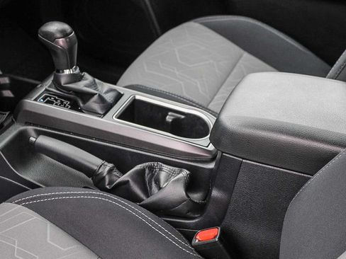 Used 2022 Toyota Tacoma TRD Sport w/ Technology Package RWD image 20