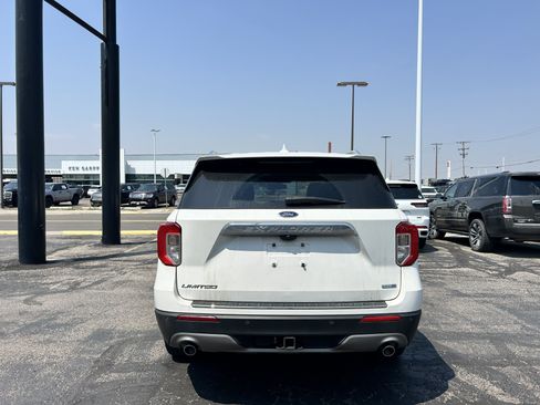 Used 2020 Ford Explorer Limited w/ Class III Trailer Tow Package AWD/4WD image 5