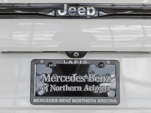 Used 2023 Jeep Grand Cherokee 4WD 4xe w/ Luxury Tech Group II image 15