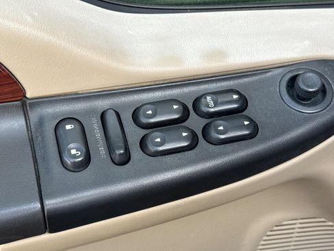 Used 2006 Ford F350 Lariat AWD/4WD image 11
