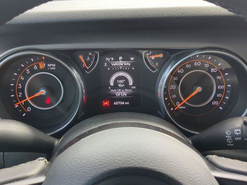 Used 2018 Jeep Wrangler Unlimited Sport S AWD/4WD image 14