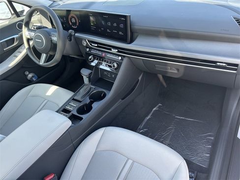 New 2026 Hyundai Sonata SE image 18