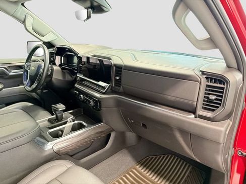 Used 2024 Chevrolet Silverado 1500 LTZ w/ LTZ Premium Package AWD/4WD image 26