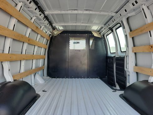 Used 2025 Chevrolet Express 2500 w/ Driver Convenience Package RWD image 12