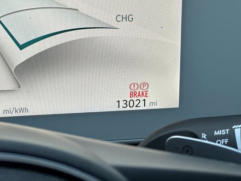 Used 2024 Hyundai Ioniq 5 SEL image 27