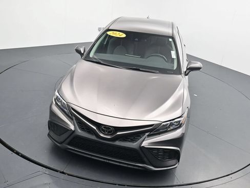 Used 2024 Toyota Camry SE FWD image 26