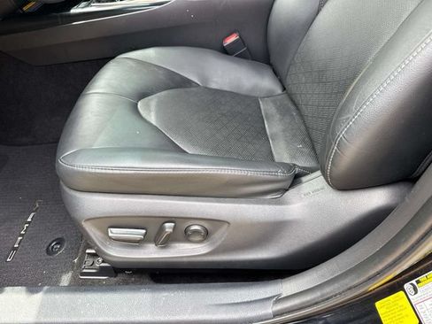 Used 2020 Toyota Camry XSE FWD image 22