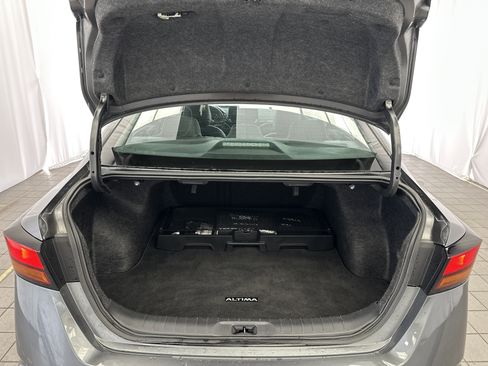 Certified 2024 Nissan Altima 2.5 SR w/ SR Premium Package image 15