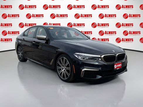 Used 2018 BMW M550i xDrive image 4