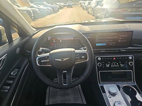 Used 2025 Genesis GV80 2.5T Standard image 18