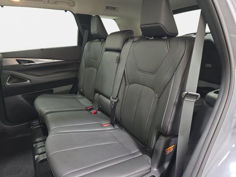 Certified 2026 INFINITI QX60 Luxe w/ Cargo Package AWD/4WD image 11