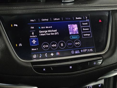 Used 2020 Cadillac XT5 Premium Luxury FWD image 12
