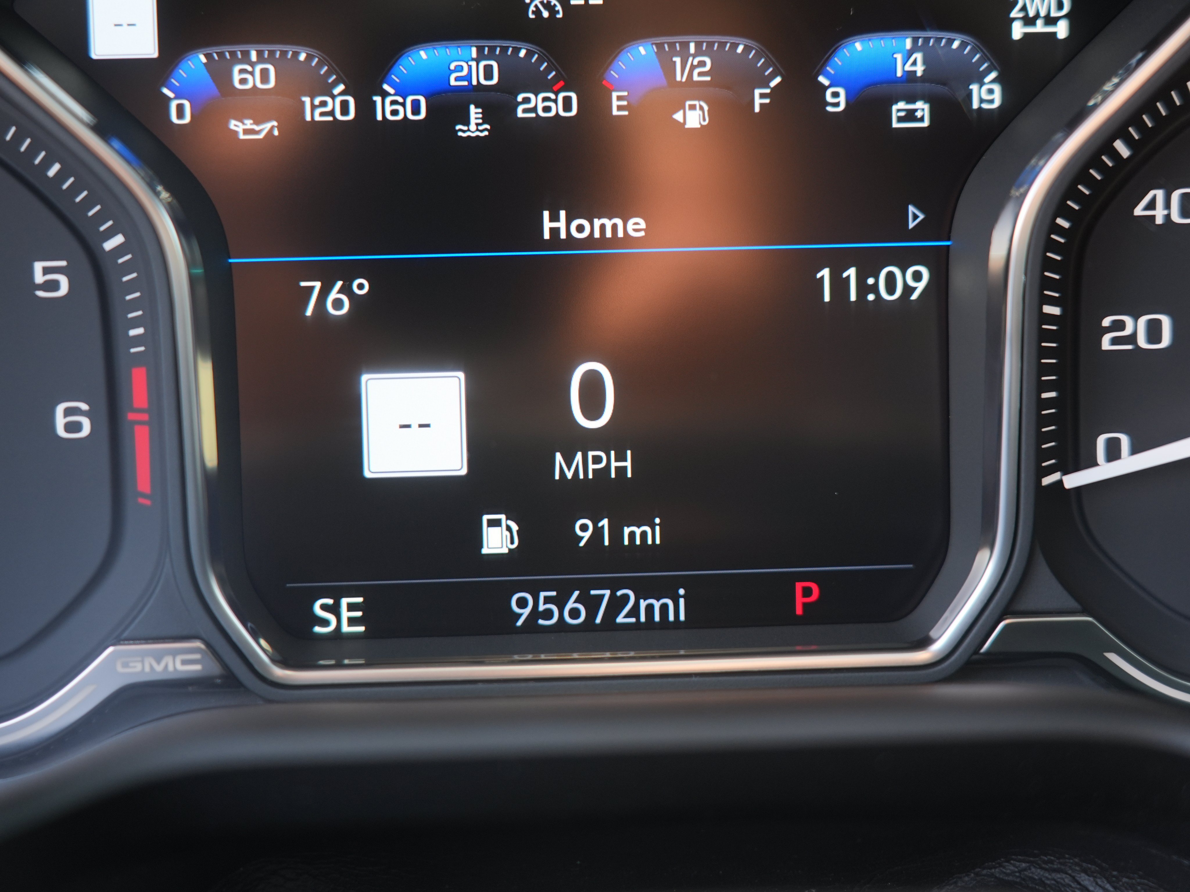 Used 2021 GMC Yukon XL Denali w/ Denali Premium Package AWD/4WD image 30